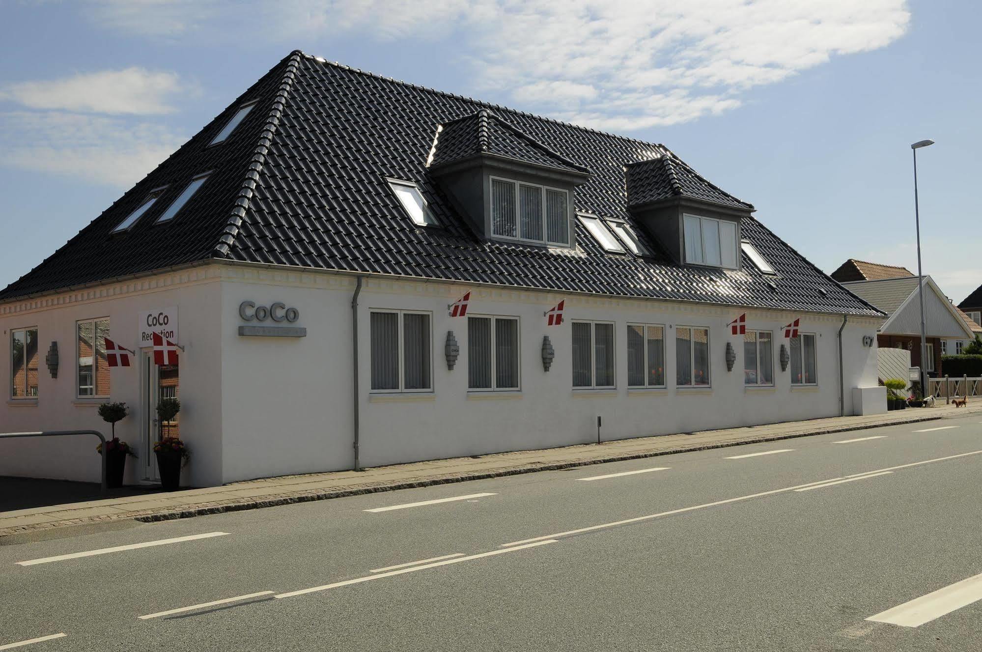 Hotel Coco Aps Esbjerg Exterior foto